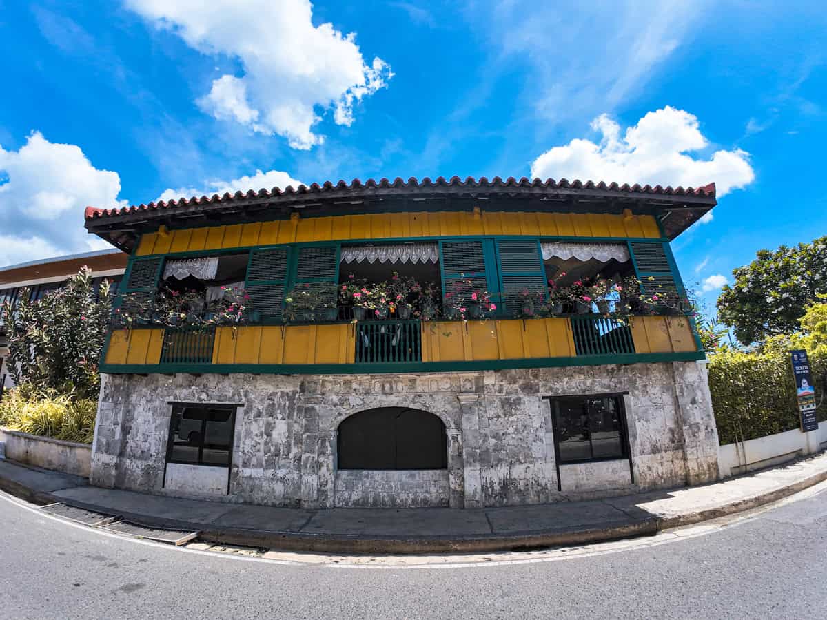 casa gorordo front